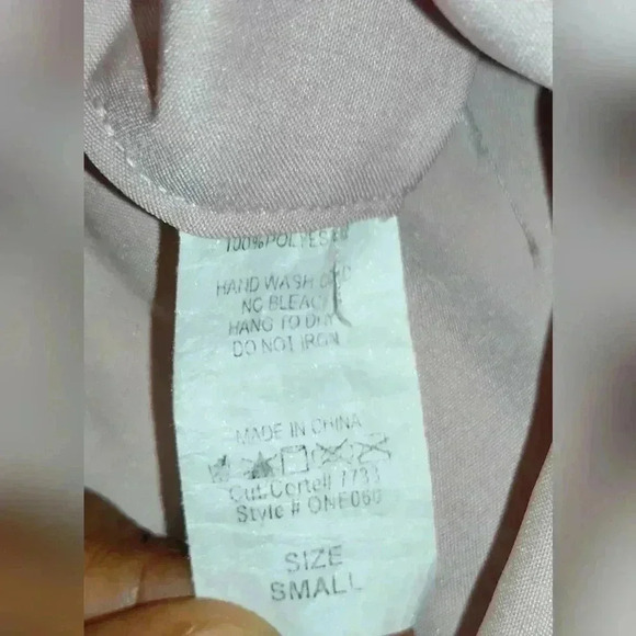 Etiquette Front Knot Mini Dress Long Sleeve size small - Picture 10 of 10